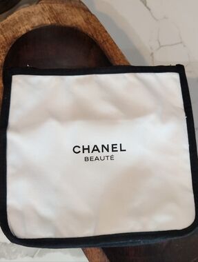 Authentic Chanel Beauté White Canvas Makeup Bag with Black Trim